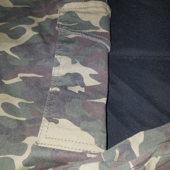 Womans camoflage pant - Picture 5 of 5